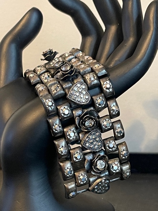Vintage Jewelry - Vintage Rhinestone Heart, Starburst & 3-D Rose Silver Tone Panel Bracelet